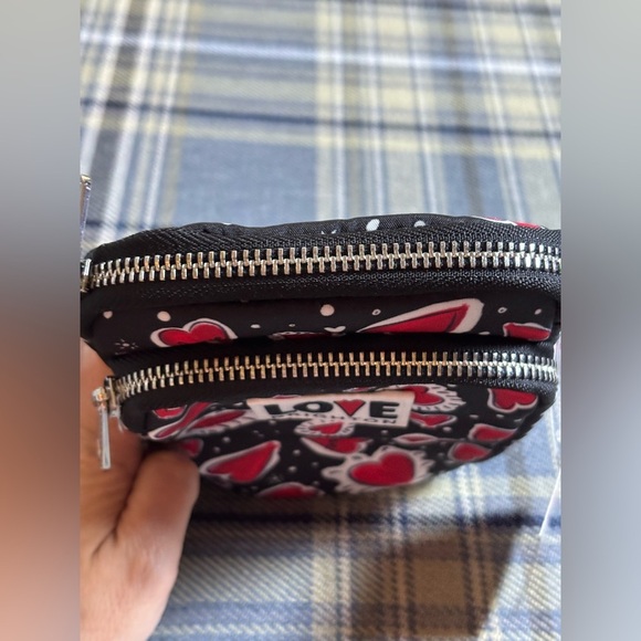 BRIGHTON "Hearts a Flutter" Utility Bag - Picture 8 of 10